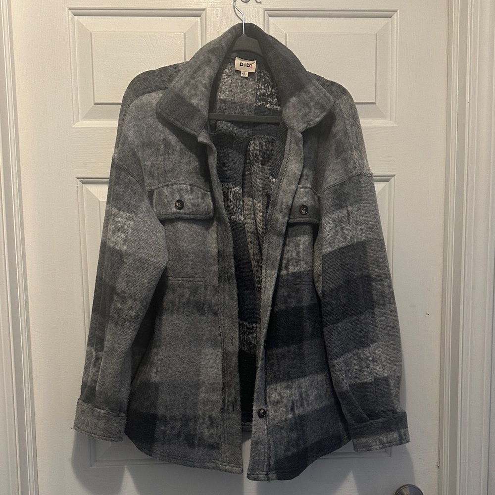 BiBi Women's Black and Gray Plaid Shacket